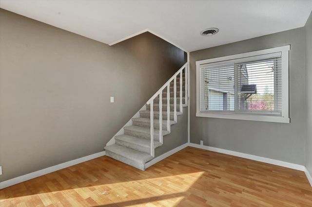 12383 Rough And Ready Hwy, Grass Valley, CA 95945