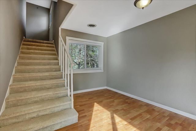 12383 Rough And Ready Hwy, Grass Valley, CA 95945