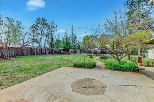 12383 Rough And Ready Hwy, Grass Valley, CA 95945