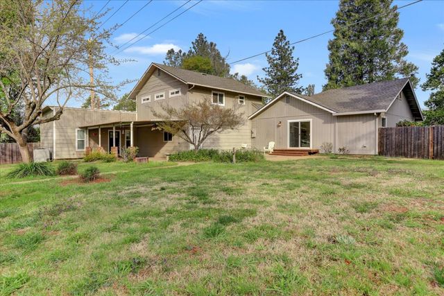12383 Rough And Ready Hwy, Grass Valley, CA 95945