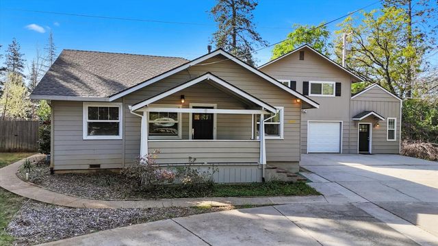 12383 Rough And Ready Hwy, Grass Valley, CA 95945