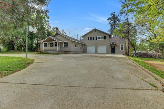 12383 Rough And Ready Hwy, Grass Valley, CA 95945