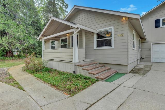 12383 Rough And Ready Hwy, Grass Valley, CA 95945