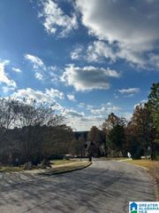 121 CREST DRIVE, Chelsea, AL 35043