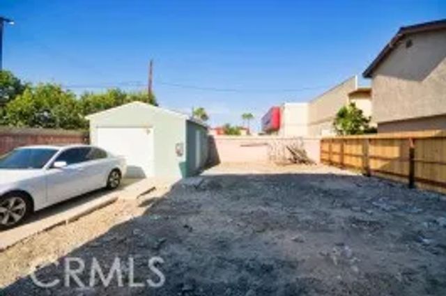 5174 Linden Avenue, Long Beach, CA 90805