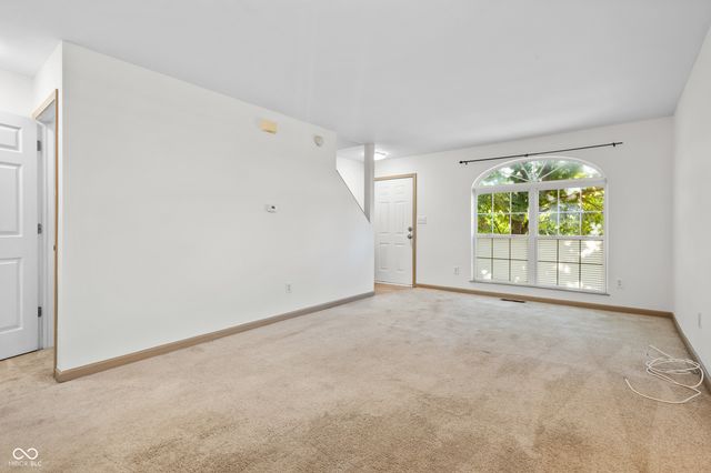 3039 Skylar Lane, Indianapolis, IN 46208