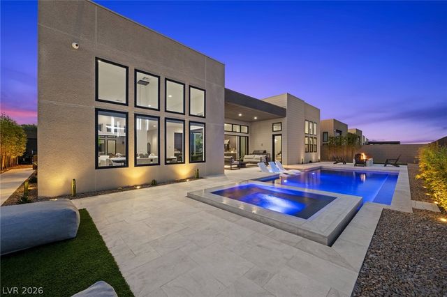 11233 Desert Heights Avenue, Las Vegas, NV 89135