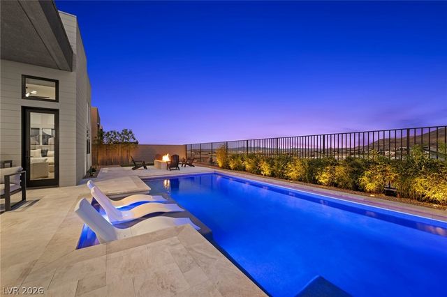 11233 Desert Heights Avenue, Las Vegas, NV 89135