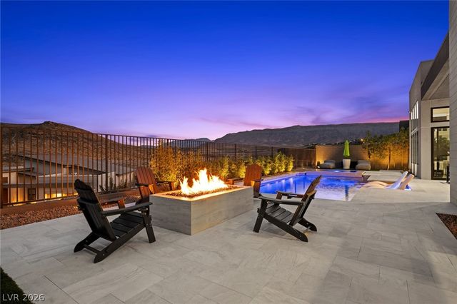 11233 Desert Heights Avenue, Las Vegas, NV 89135