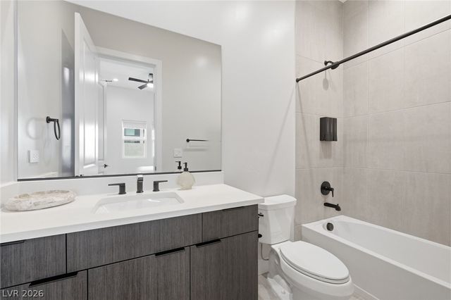 11233 Desert Heights Avenue, Las Vegas, NV 89135