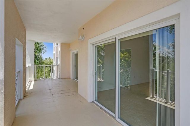 1931 NE 2nd Street 303, Deerfield Beach, FL 33441