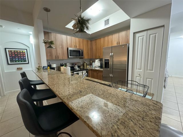 1931 NE 2nd Street 303, Deerfield Beach, FL 33441