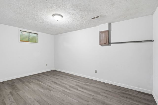 10906 E 17th Ave, Spokane Valley, WA 99206
