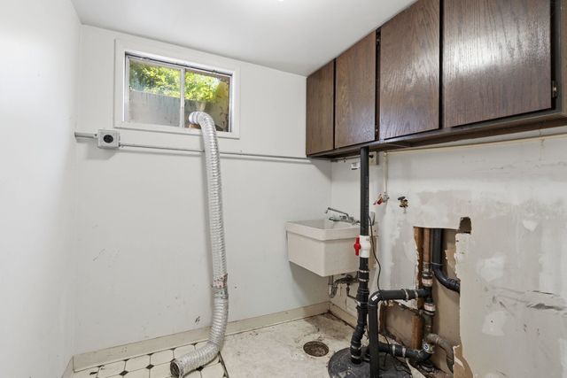 10906 E 17th Ave, Spokane Valley, WA 99206