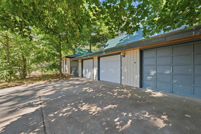10906 E 17th Ave, Spokane Valley, WA 99206