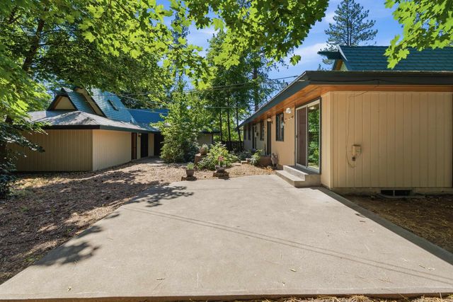10906 E 17th Ave, Spokane Valley, WA 99206