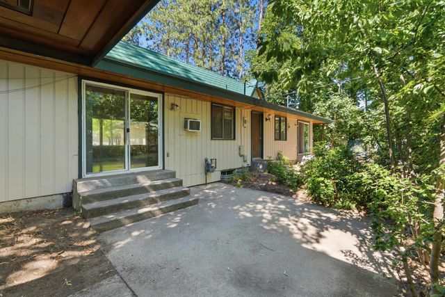 10906 E 17th Ave, Spokane Valley, WA 99206