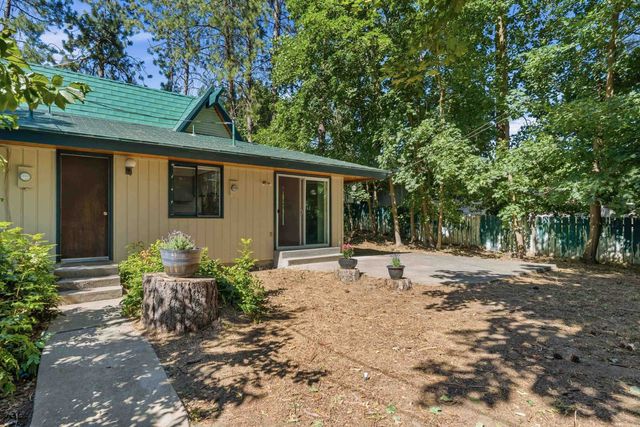 10906 E 17th Ave, Spokane Valley, WA 99206