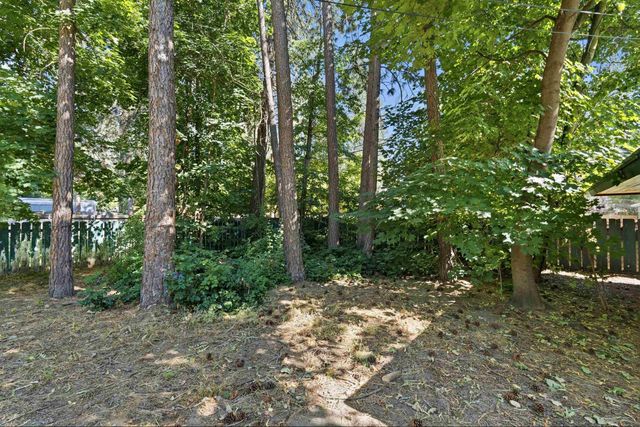 10906 E 17th Ave, Spokane Valley, WA 99206