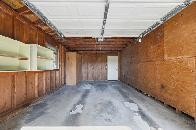 10906 E 17th Ave, Spokane Valley, WA 99206