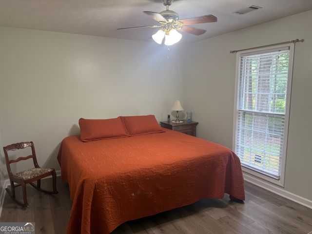 124 Greenbriar Trail, Lagrange, GA 30241