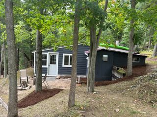 1112 Lake Drive, Harrison, MI 48625