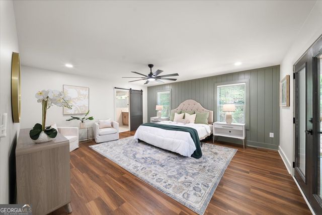 8875 Lakeside Way, Gainesville, GA 30506