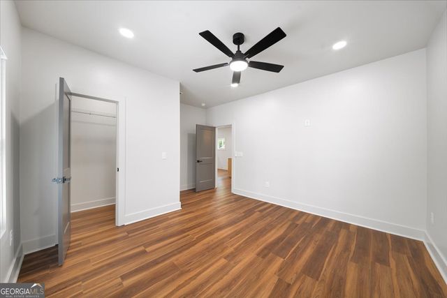 8875 Lakeside Way, Gainesville, GA 30506