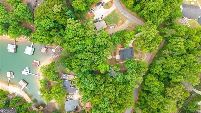 8875 Lakeside Way, Gainesville, GA 30506