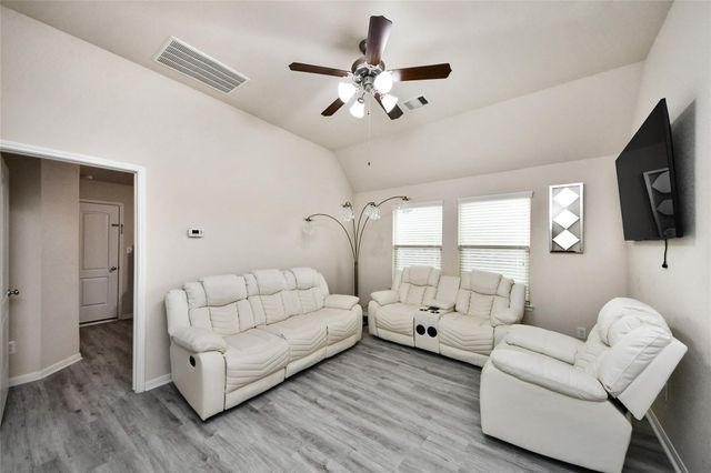 19935 Whistle Creek Lane, Cypress, TX 77433