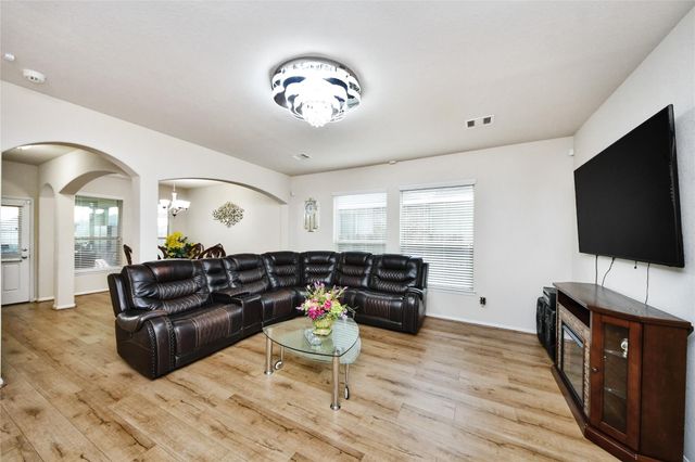 19935 Whistle Creek Lane, Cypress, TX 77433