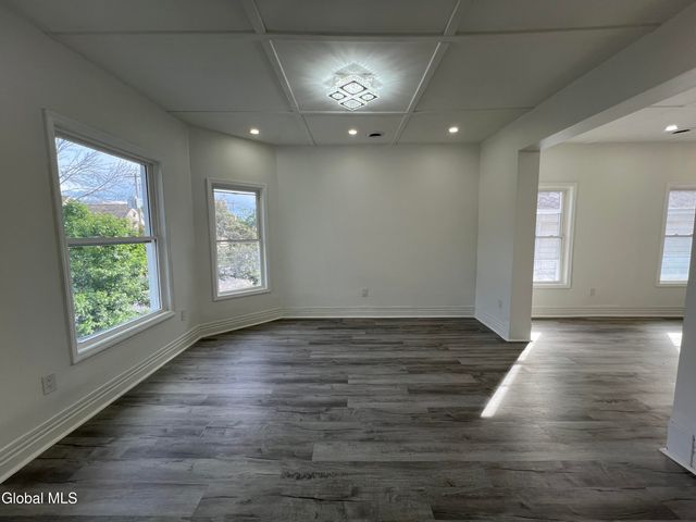 239 McClellan Street, Schenectady, NY 12304