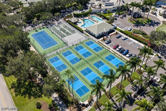 2690 Cypress Trace CIR 3225, Naples, FL 34119