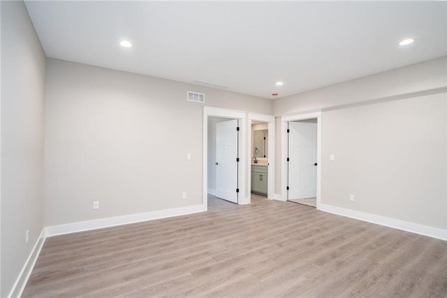 917 Eagle Ridge Drive, Baldwin City, KS 66006