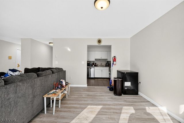 776 N 6Th St 6, Newark City, NJ 07107