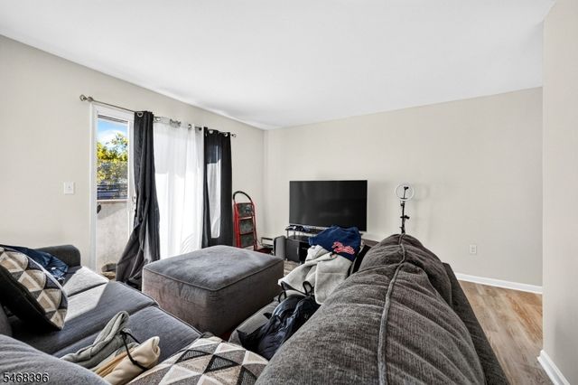 776 N 6Th St 6, Newark City, NJ 07107