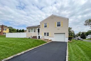 202 Susan Ter, South Plainfield Boro, NJ 07080