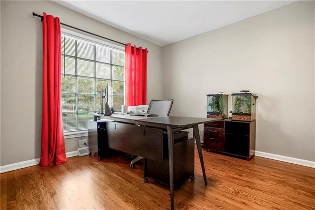 8641 Broadmoor Street, Overland Park, KS 66212