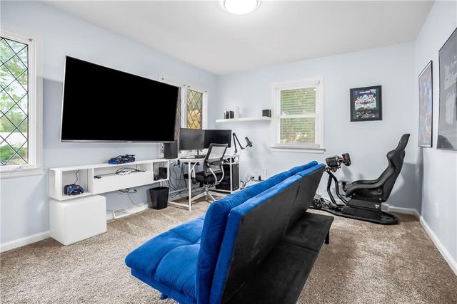 8641 Broadmoor Street, Overland Park, KS 66212