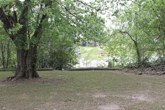 312 Lazy Cane Ranch Road, Trinidad, TX 75163