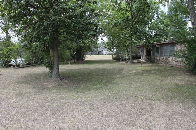 312 Lazy Cane Ranch Road, Trinidad, TX 75163