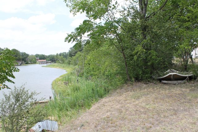 312 Lazy Cane Ranch Road, Trinidad, TX 75163