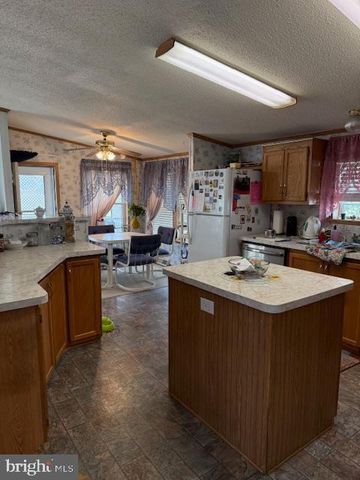 348 W SPRUCE ST, Palmyra, PA 17078