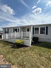 348 W SPRUCE ST, Palmyra, PA 17078