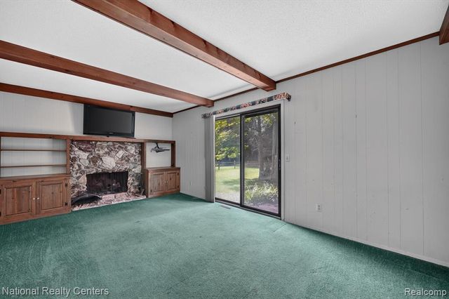 3107 Dean Road, Lambertville, MI 48144