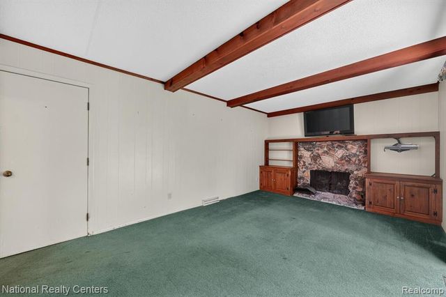 3107 Dean Road, Lambertville, MI 48144
