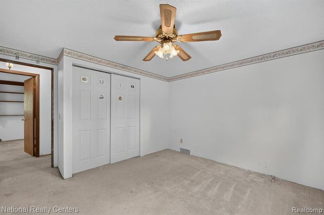 3107 Dean Road, Lambertville, MI 48144
