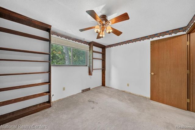 3107 Dean Road, Lambertville, MI 48144