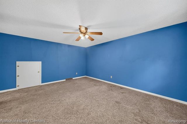 3107 Dean Road, Lambertville, MI 48144
