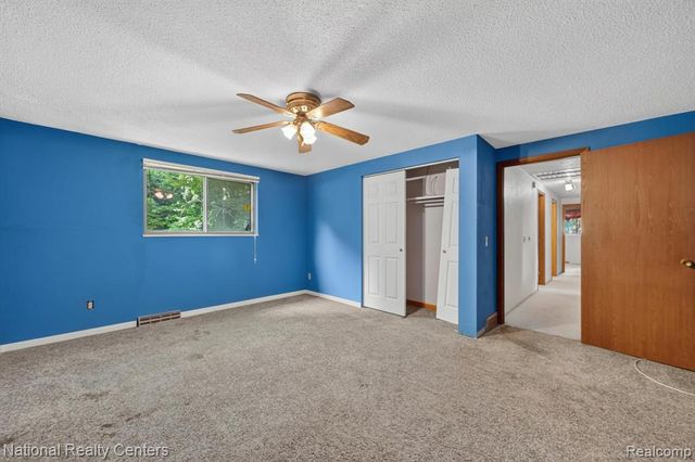 3107 Dean Road, Lambertville, MI 48144